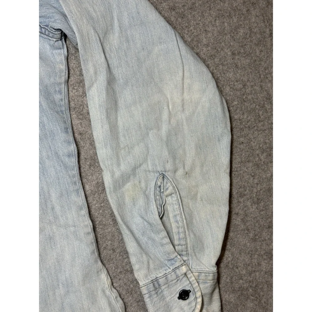 Vtg Y2K Levis Denim Work Shirt L Light Wash Button Up Cotton Grunge 90s Thrashed